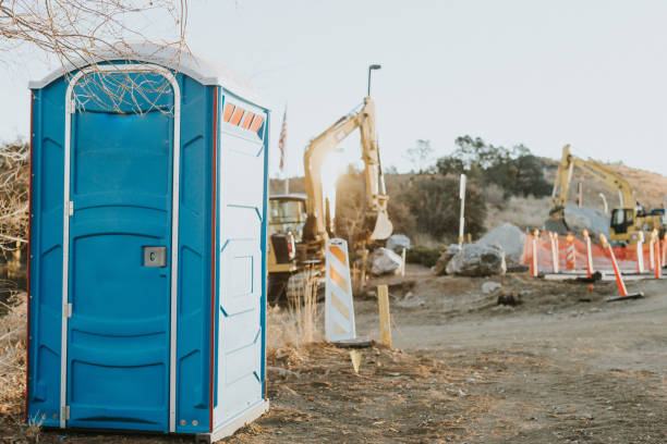 Best Luxury portable toilet rental  in New Paleste, IN